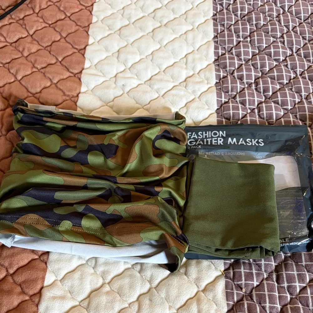 Men's Camouflage Face Gaiter Mask - Green